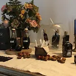 La Corte D'emilio Bed and Breakfast Βινιόλα