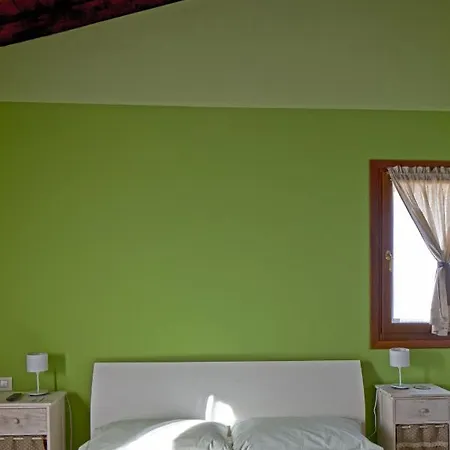 La Corte D'emilio Bed & Breakfast 3*