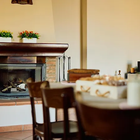 La Corte D'emilio 3* Vignola (Emilia-Romagna)