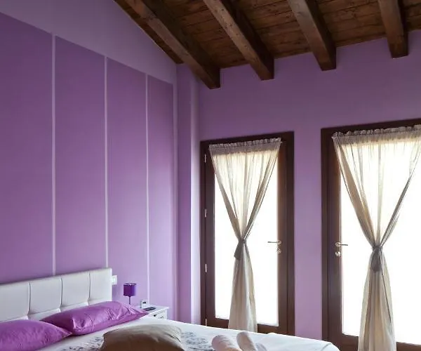 Bed & Breakfast La Corte D'emilio